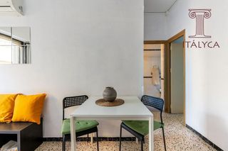 Piso en venta en San Gil en Sevilla