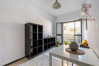 Piso en venta en San Gil en Sevilla