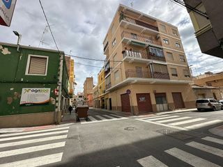 Local comercial en venta en Elda