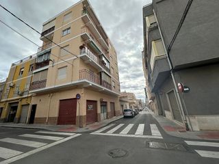 Local comercial en venta en Elda