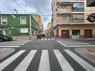 Local comercial en venta en Elda