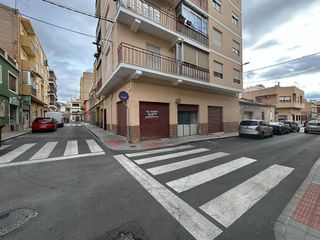 Local comercial en venta en Elda