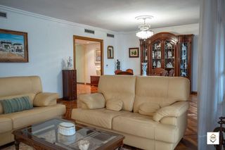 Piso en venta en Doctor Cerrada en Zaragoza
