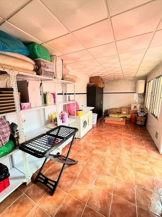 Edificio en venta en Tocina