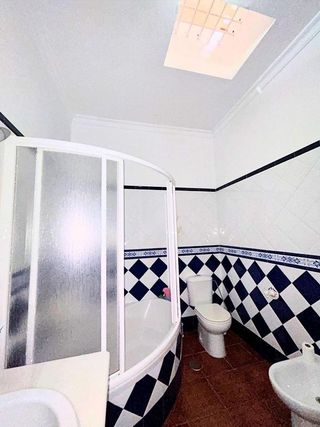 Edificio en venta en Tocina