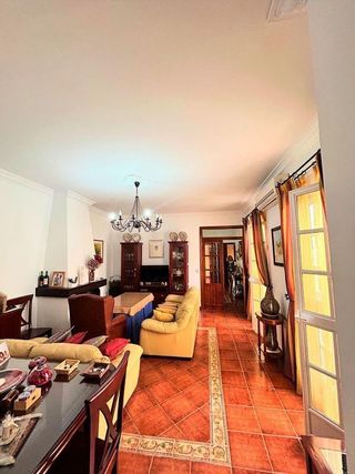 Edificio en venta en Tocina