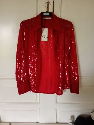 Camisa lentejuelas roja Zara