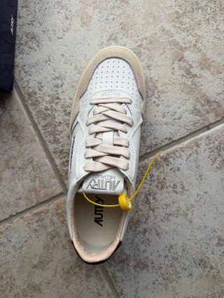 Autry Donna Sneakers Beige Bianco