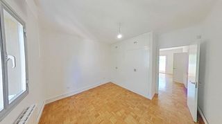Piso en venta en Pueblo Nuevo en Madrid