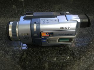 Sony Handycam Digital 8 Videocámaras + Accesorios