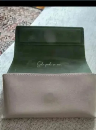 Gafas de sol marrones y multicolor