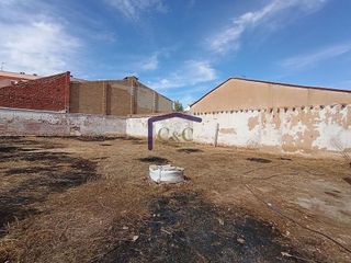 Terreno en venta en Manzanares
