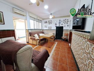Chalet en venta en Este-Delicias en Jerez de la Frontera