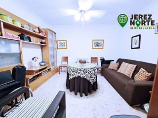 Chalet en venta en Este-Delicias en Jerez de la Frontera