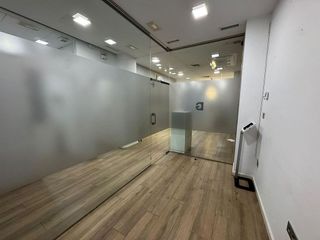 Local comercial en alquiler en Casco Antiguo en Llíria