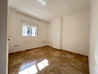 Piso en alquiler en Los Naranjos - Las Brisas en Marbella