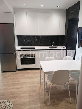 Piso en alquiler en Hospitales - Campus en Salamanca