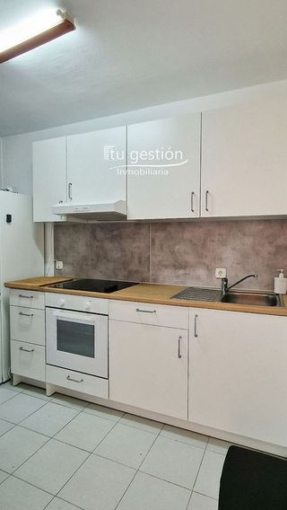 Piso en alquiler en Portada Alta - Pol. Crta. De Cártama en Málaga