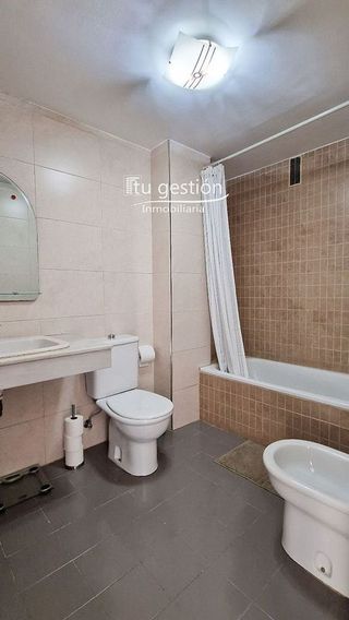 Piso en alquiler en Portada Alta - Pol. Crta. De Cártama en Málaga