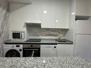 Piso en alquiler en Capuchinos - Glorieta en Salamanca