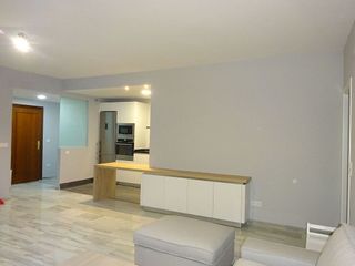 Piso en alquiler en Colores - Entreparques en Sevilla