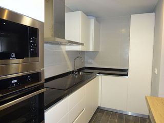 Piso en alquiler en Colores - Entreparques en Sevilla