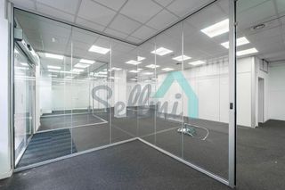 Local comercial en alquiler en Milán - Pumarín - Teatinos en Oviedo