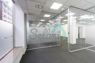 Local comercial en alquiler en Milán - Pumarín - Teatinos en Oviedo