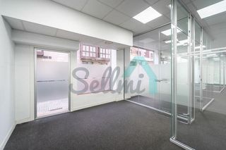 Local comercial en alquiler en Milán - Pumarín - Teatinos en Oviedo
