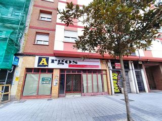 Local comercial en alquiler en Antigua Estación FFCC - San Agustín en Burgos