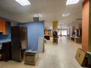 Local comercial en alquiler en Antigua Estación FFCC - San Agustín en Burgos