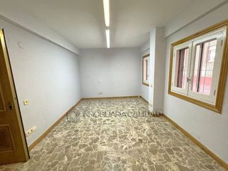Oficina en alquiler en Plaza España - Villa Pilar - Reyes Católicos - Vadillos en Burgos