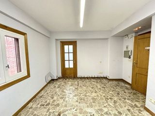 Oficina en alquiler en Plaza España - Villa Pilar - Reyes Católicos - Vadillos en Burgos
