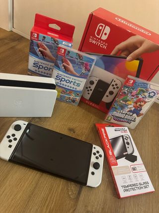 Nintendo Switch OLED Blanca + Juegos y Accesorios