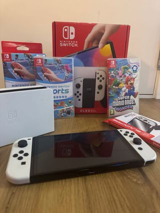 Nintendo Switch OLED Blanca + Juegos y Accesorios
