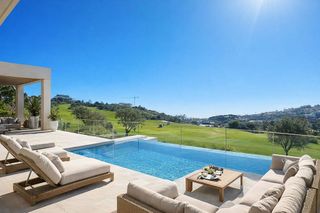 Terreno en venta en Calahonda en Mijas