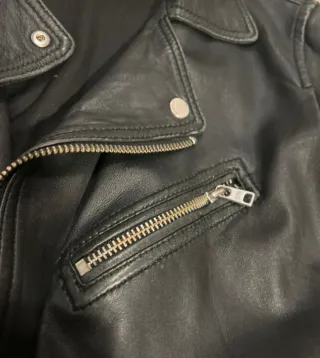 Chaqueta Biker Cuero Stradivarius Negra