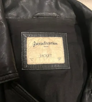 Chaqueta Biker Cuero Stradivarius Negra