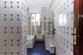 Piso en venta en Peñamefecit - Avda Barcelona en Jaén