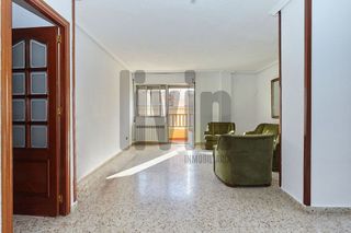 Piso en venta en Peñamefecit - Avda Barcelona en Jaén