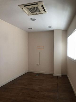 Local comercial en venta en Parque Lisboa - La Paz en Alcorcón