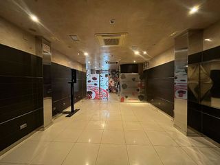 Edificio en venta en Carmona