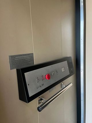 Edificio en venta en Carmona