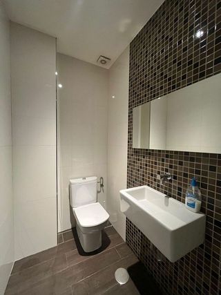 Edificio en venta en Carmona