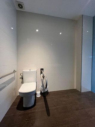 Edificio en venta en Carmona