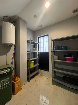 Edificio en venta en Carmona