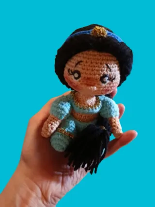 Bambolina Amigurumi Jasmine