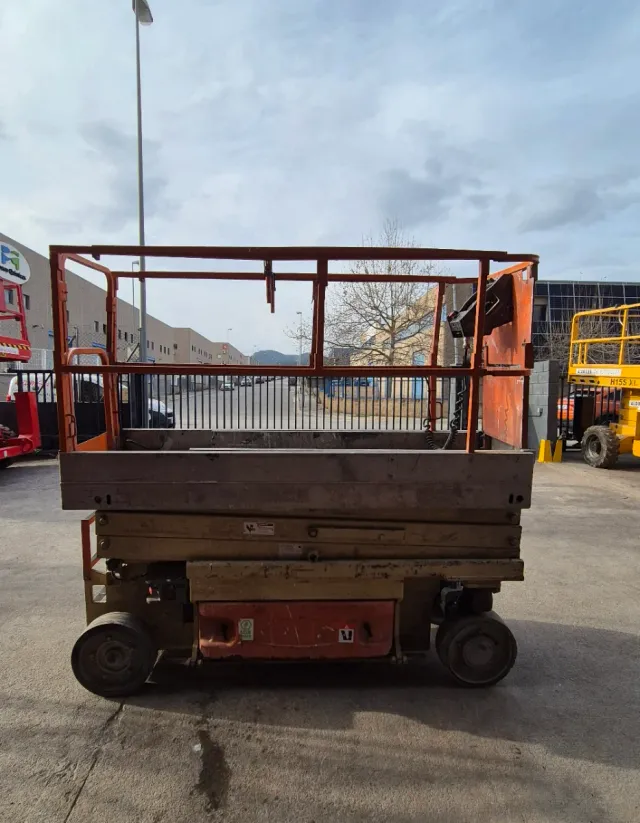 Plataforma Elevadora Tijera Eléctrica JLG 2030ES