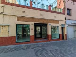 Local comercial en alquiler en Creu de Barberà en Sabadell