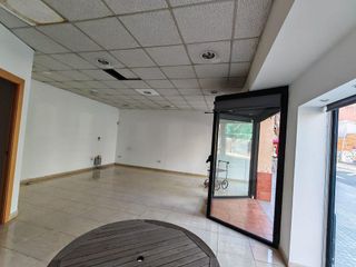 Local comercial en alquiler en Creu de Barberà en Sabadell